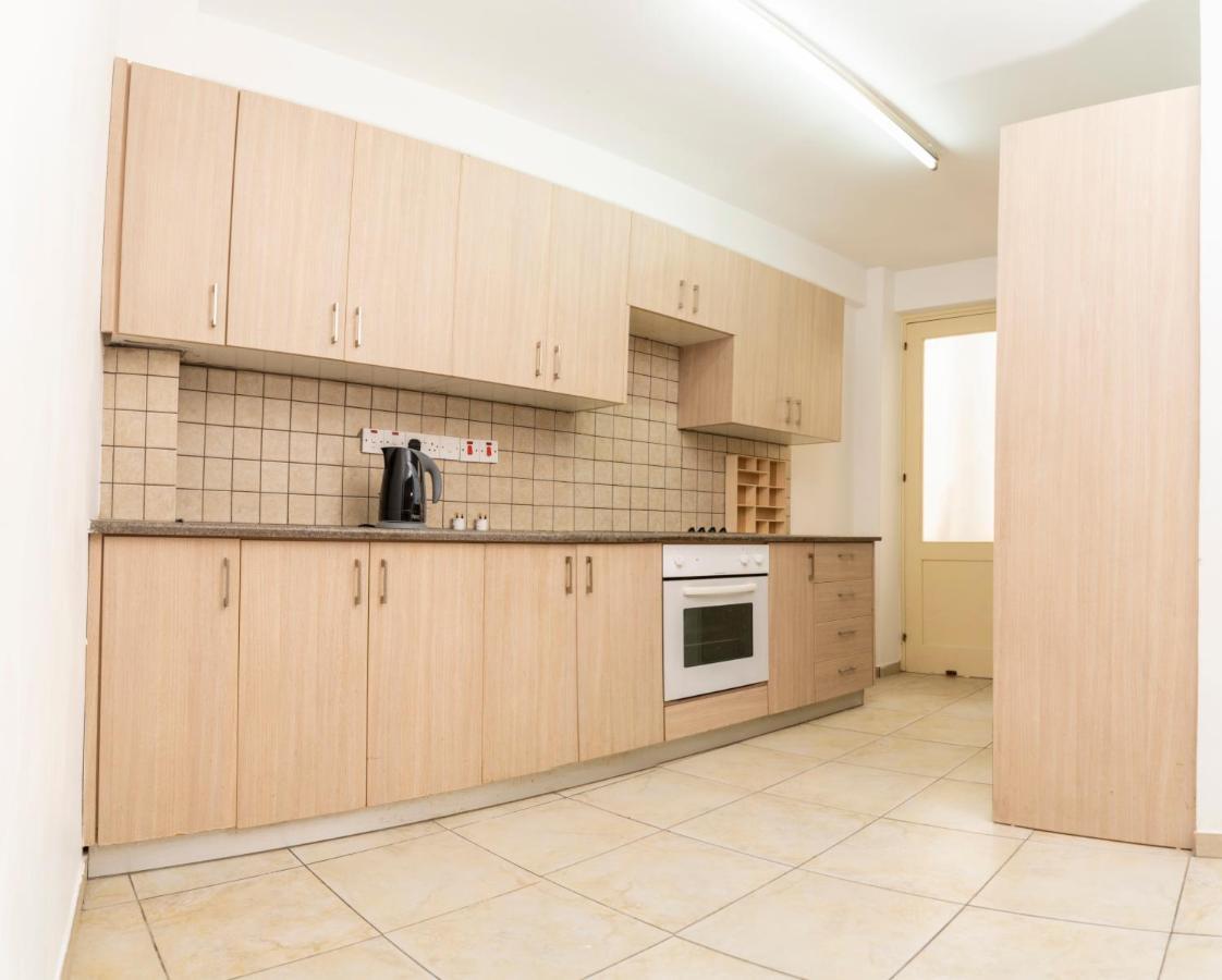 Private Room In Shared Flat Nikozja Zewnętrze zdjęcie